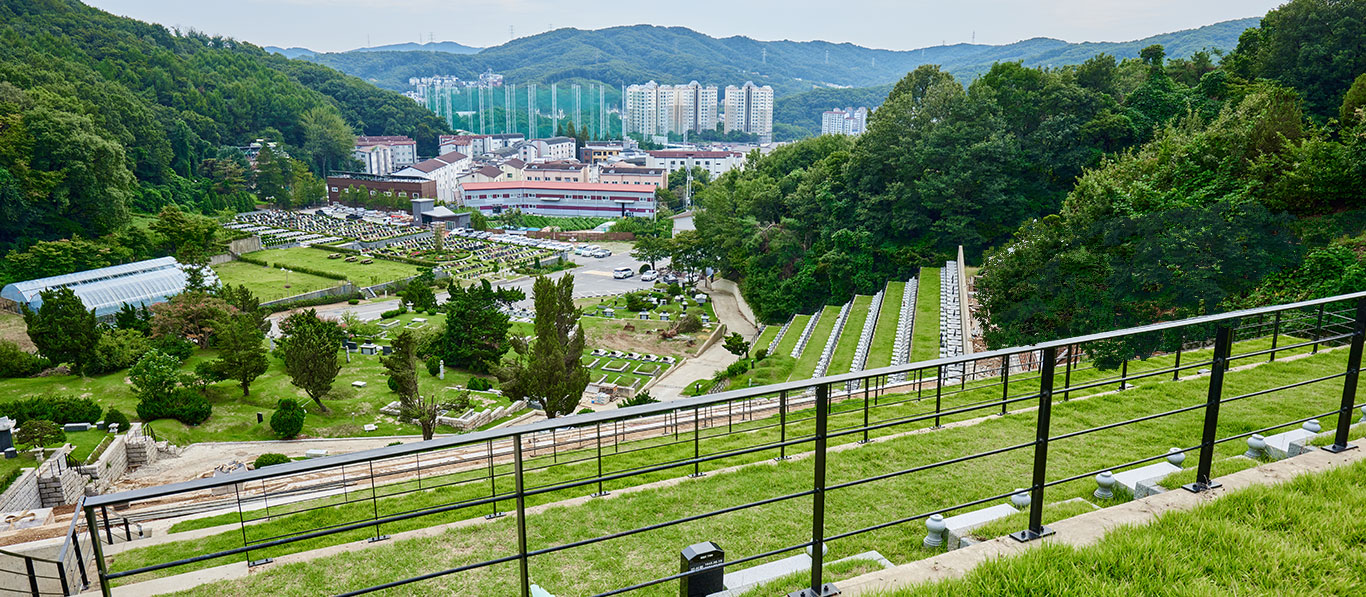 자연 속 조용한 안식처 ‘자하연 분당’